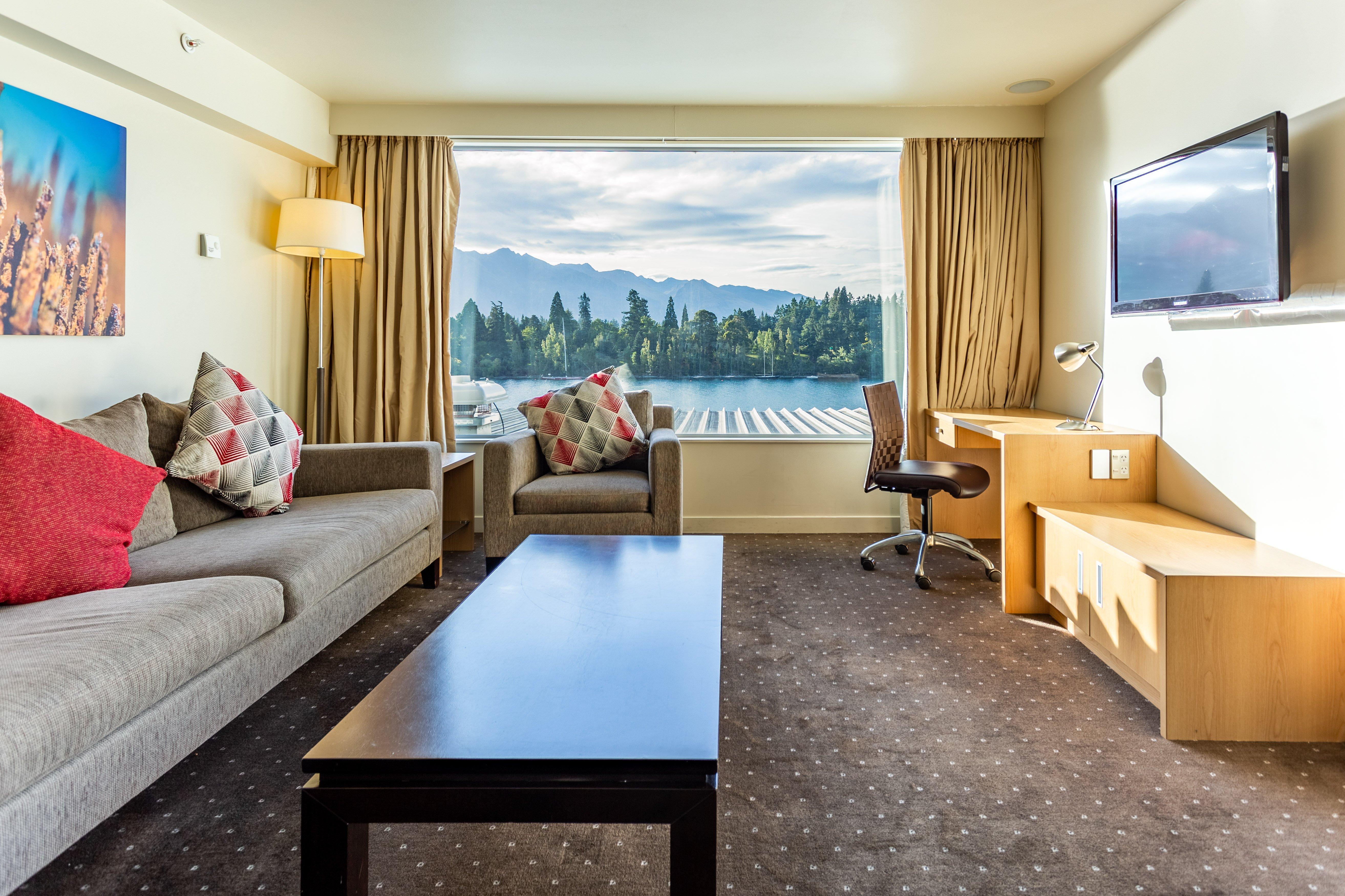 Crowne Plaza Queenstown By Ihg Exterior photo