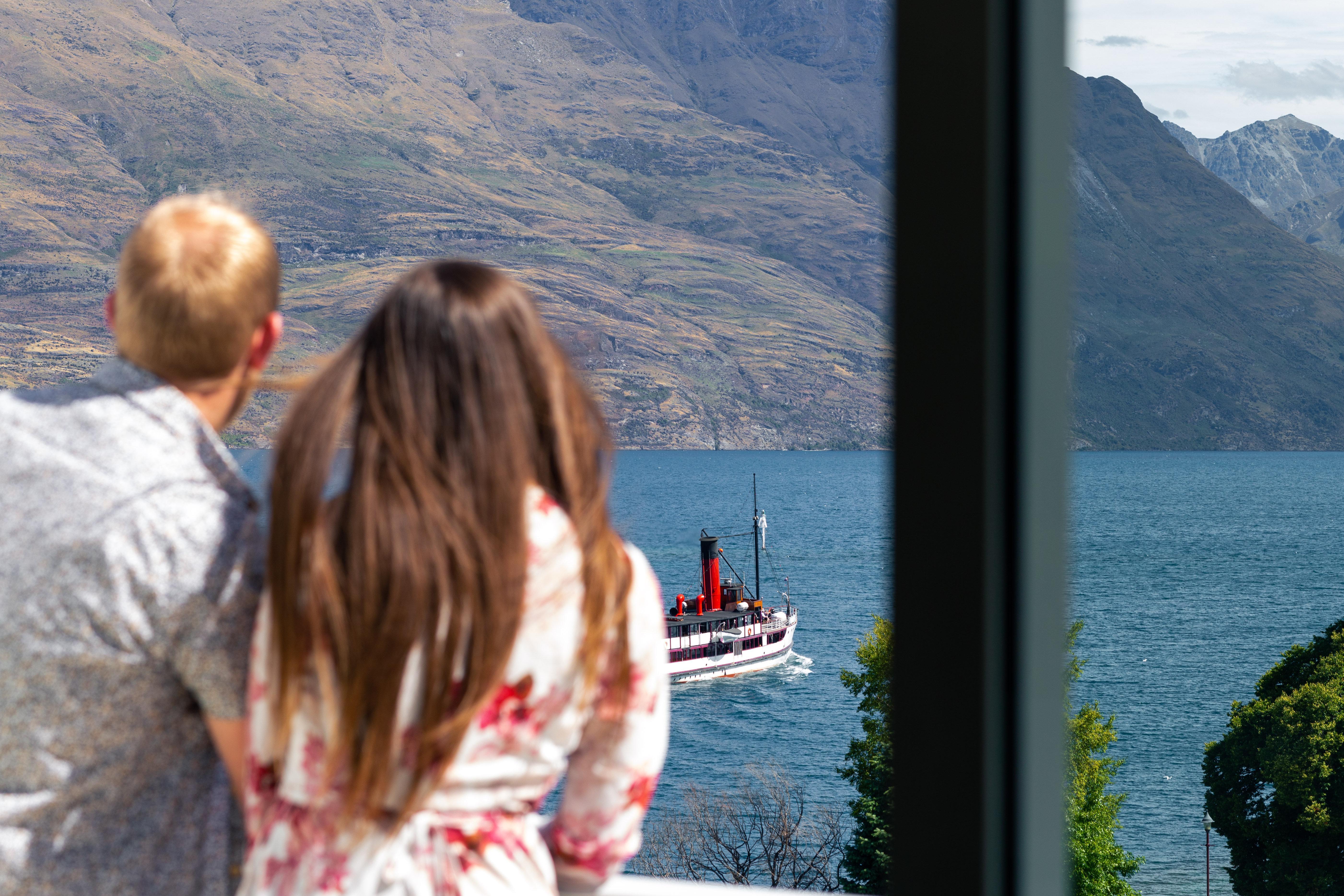 Crowne Plaza Queenstown By Ihg Exterior photo