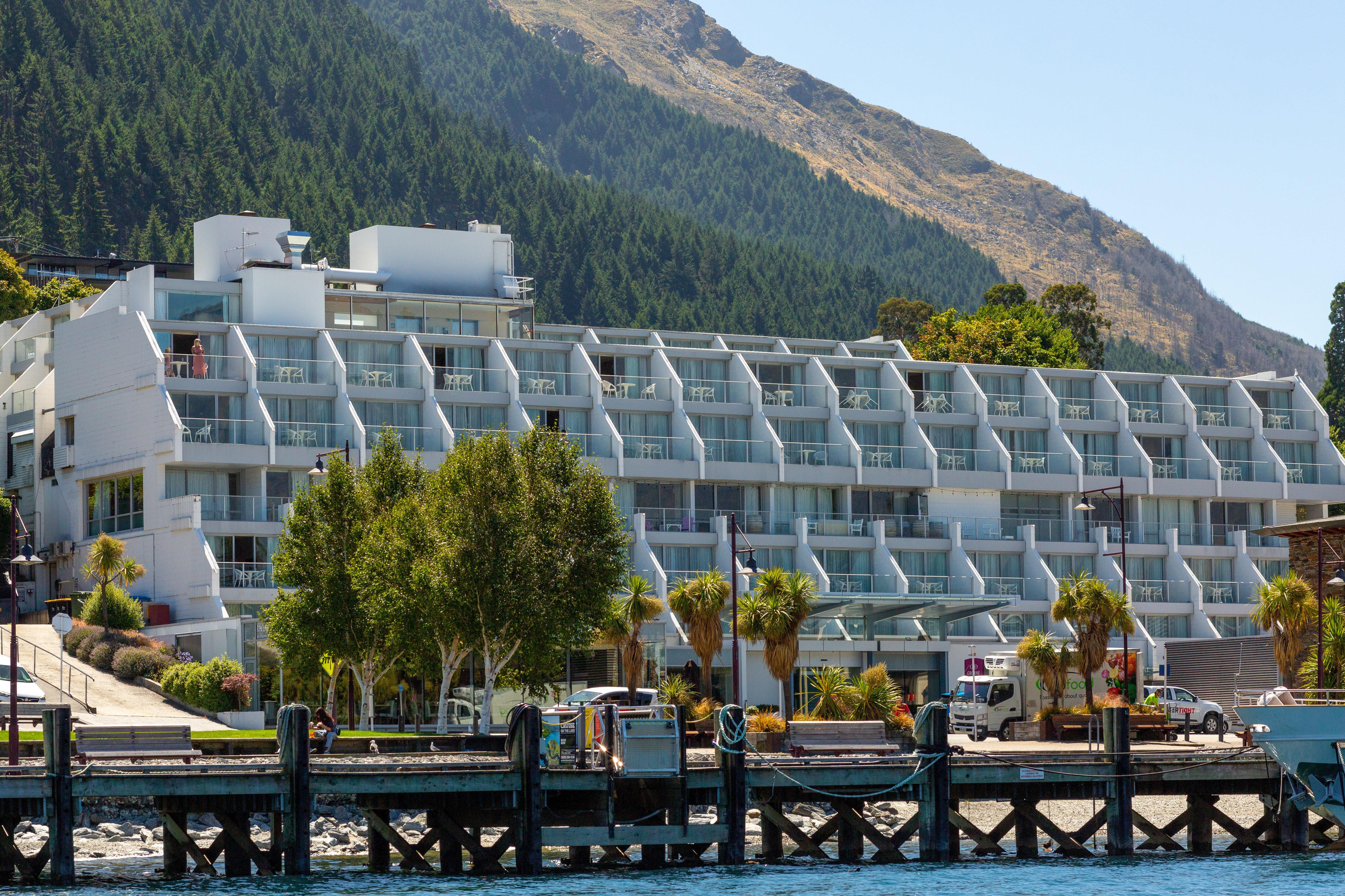 Crowne Plaza Queenstown By Ihg Exterior photo