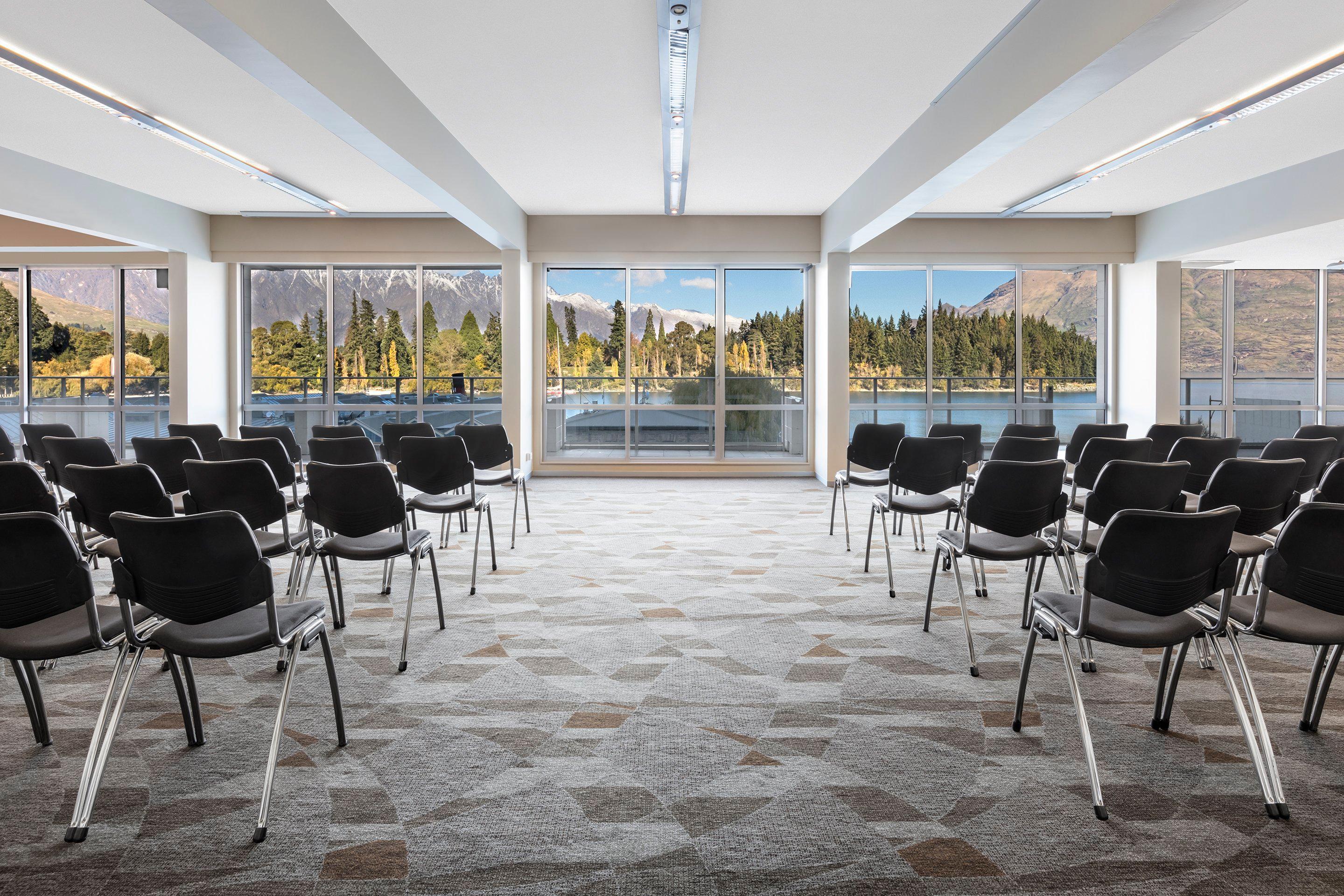 Crowne Plaza Queenstown By Ihg Exterior photo