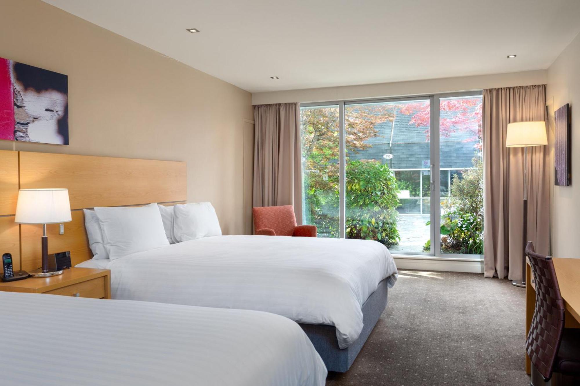 Crowne Plaza Queenstown By Ihg Exterior photo