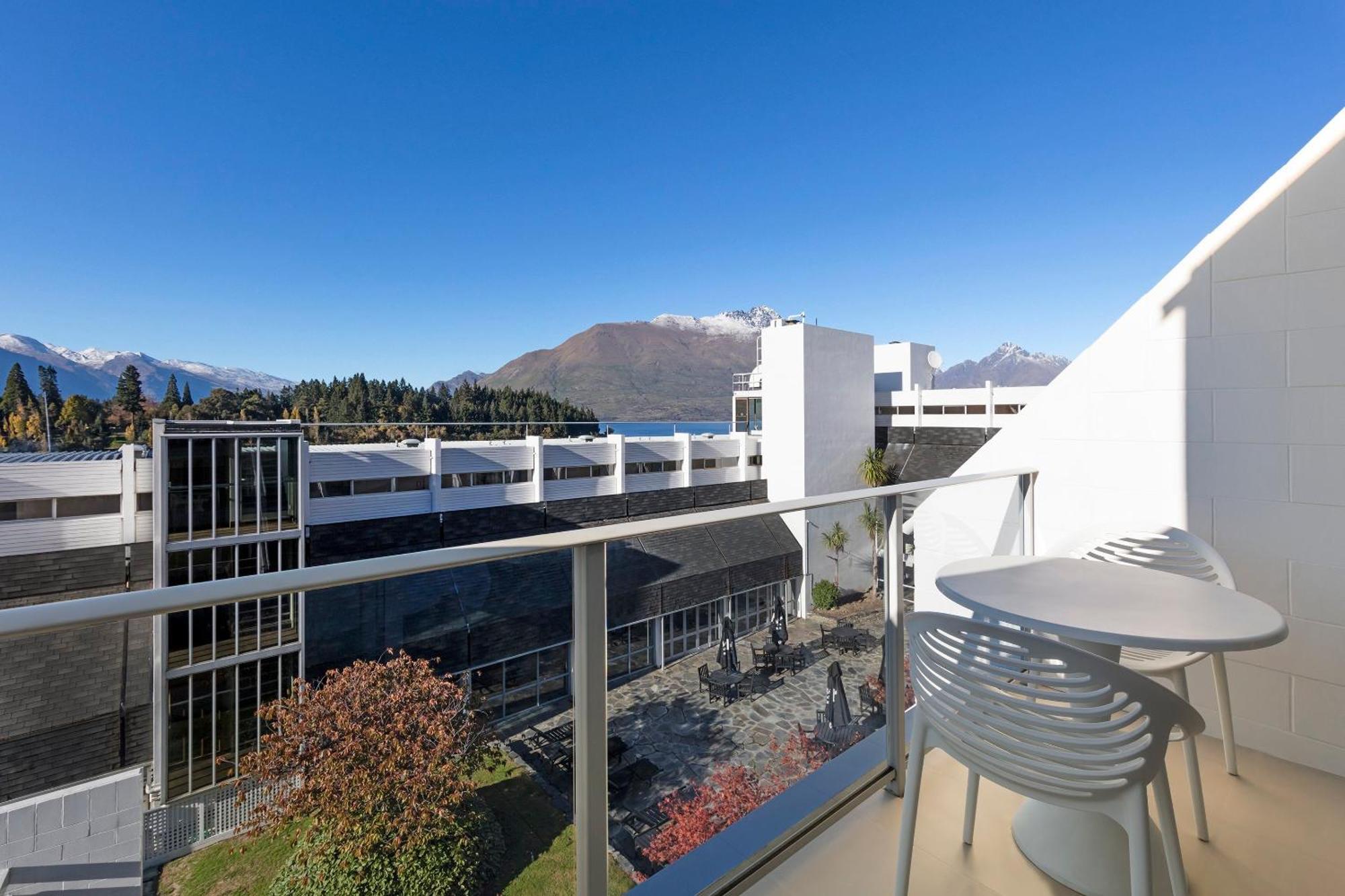 Crowne Plaza Queenstown By Ihg Exterior photo